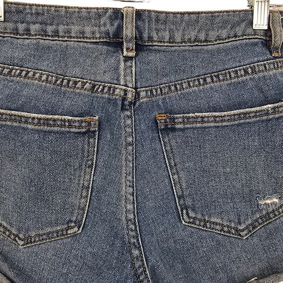 Pacsun Womans size 24/0 Mom Shorts Distressed Raw Hem Loose Fit Dark Wash Cuffed - Picture 4 of 8